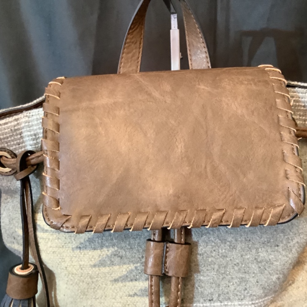 NWT Jen & Co. western gray beige vegan backpack Tassels - Picture 3 of 11